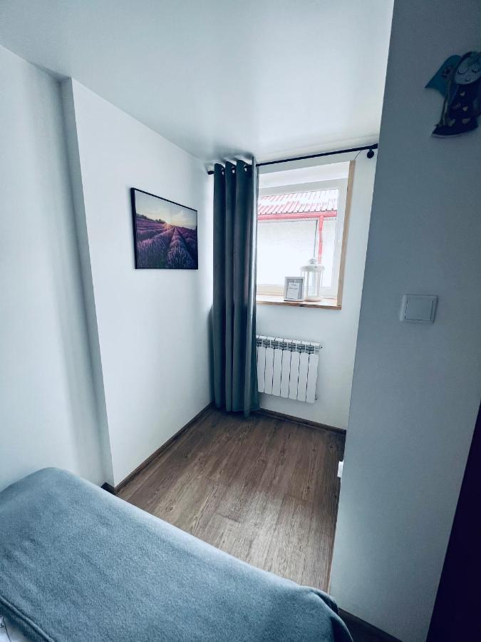 Noclegi Przystanek Bieszczady W Centrum Ustrzyki Dolne Buitenkant foto
